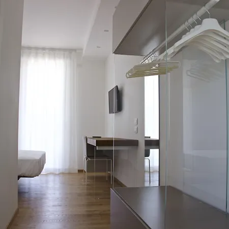 Chiaroscuro Hotel 3*