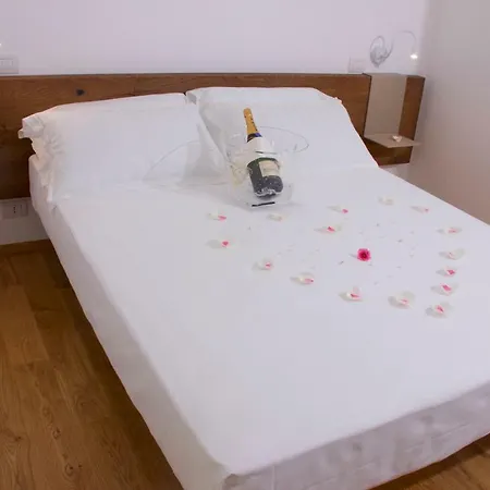 Chiaroscuro 3* Belforte del Chienti