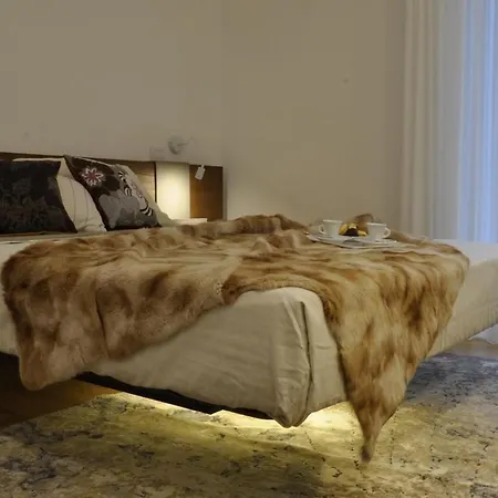 Chiaroscuro 3* Belforte del Chienti